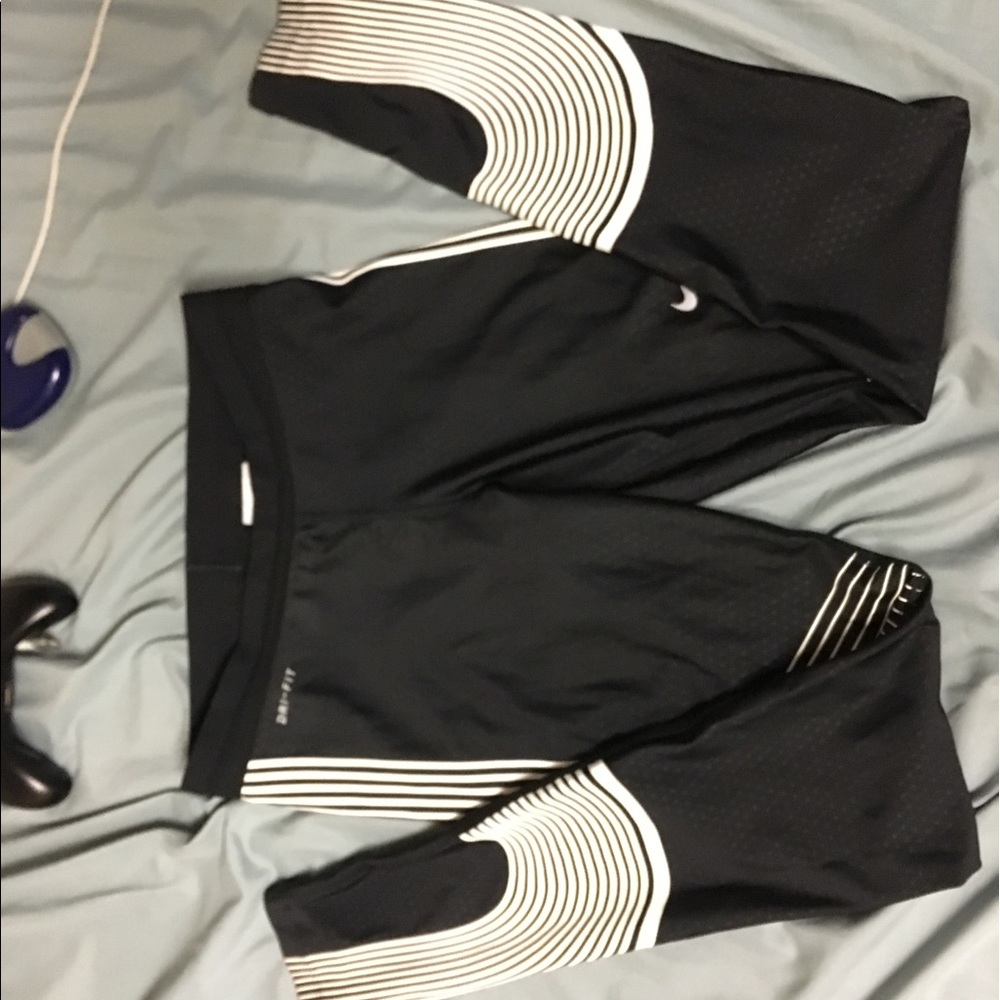 Nike compression leggings